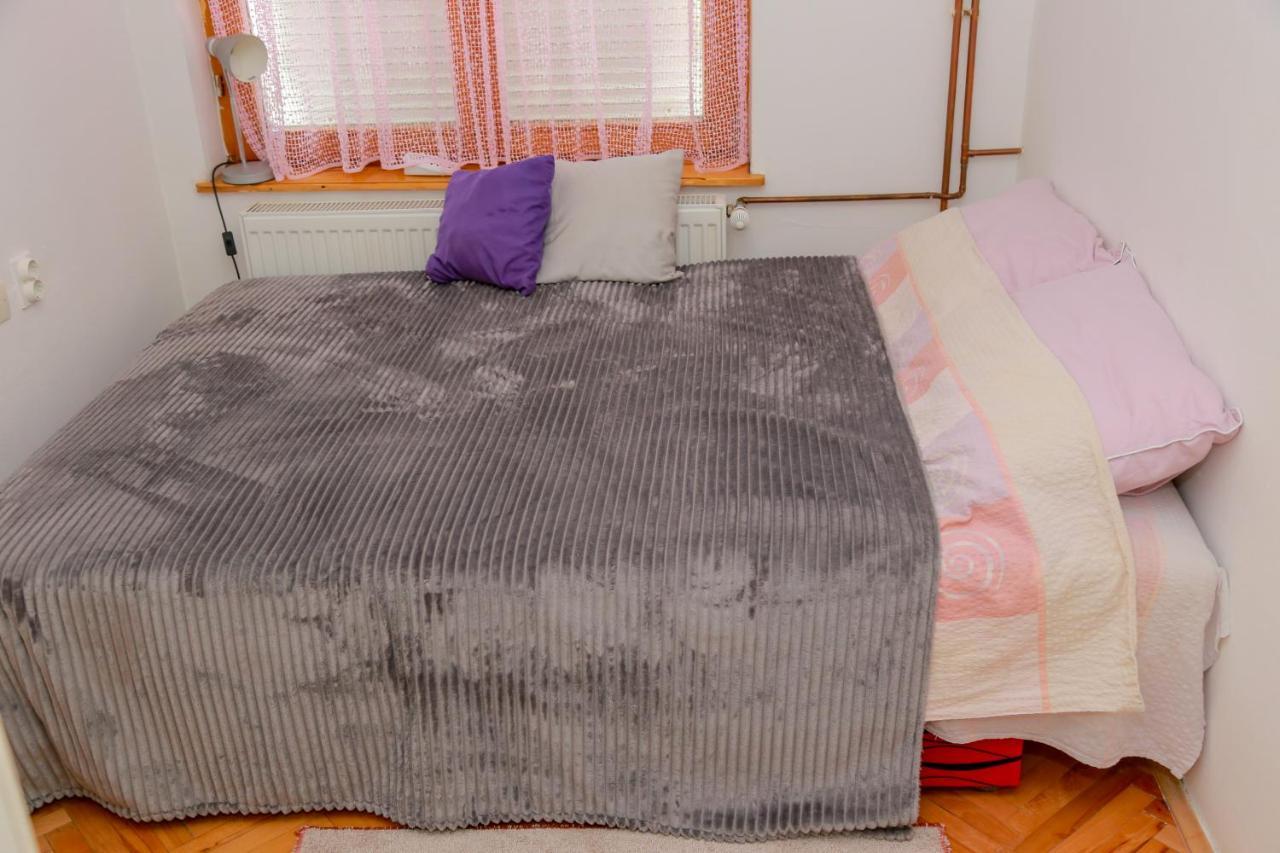 Apartman Marija Lejlighed Pirot Eksteriør billede